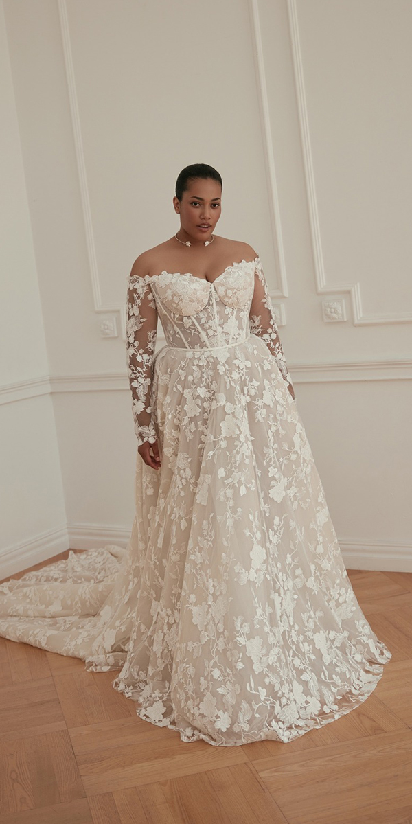 Off-shoulder lace gown with train