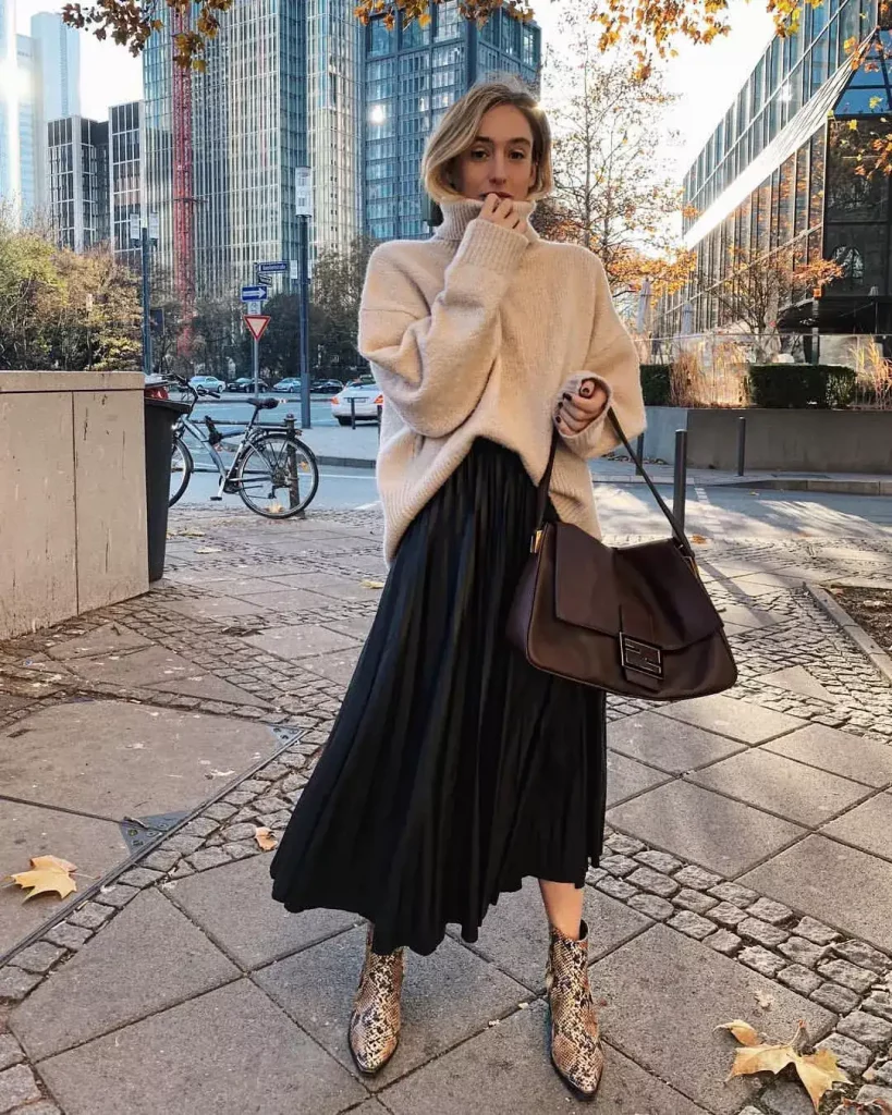 Pleated skirt, cozy knit, autumn fashion