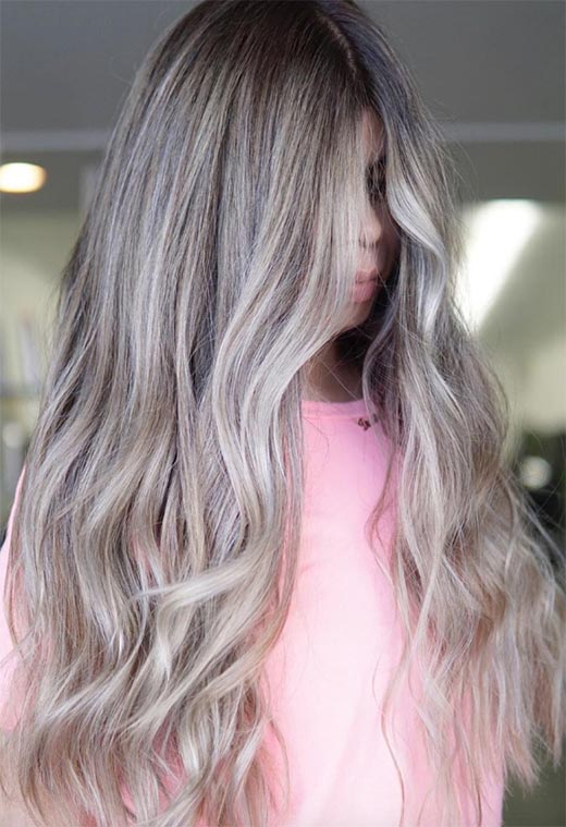 soft ash blonde dimensional waves hairstyle