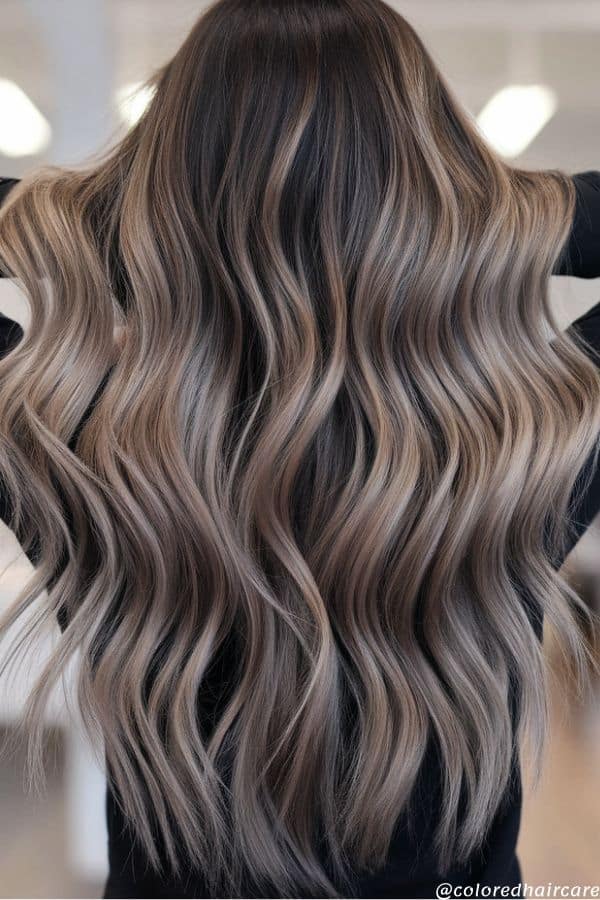 Soft gradient waves in ash brown hair