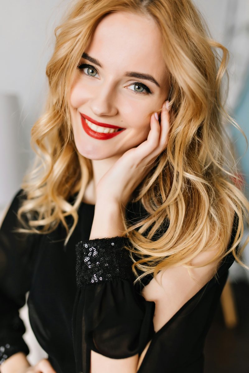 Medium-length blonde curls with bounce