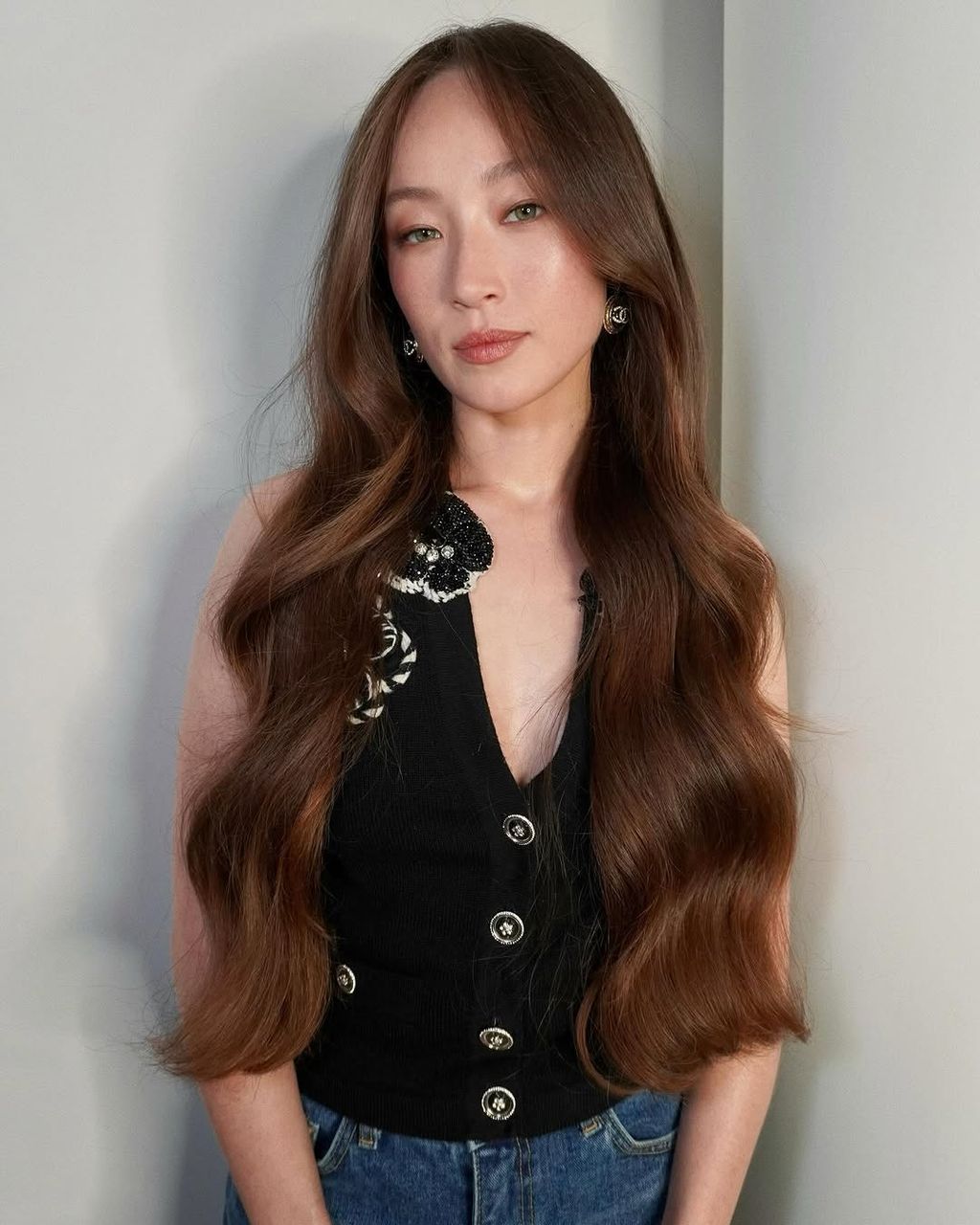 Flowing chocolate cherry layers with volume