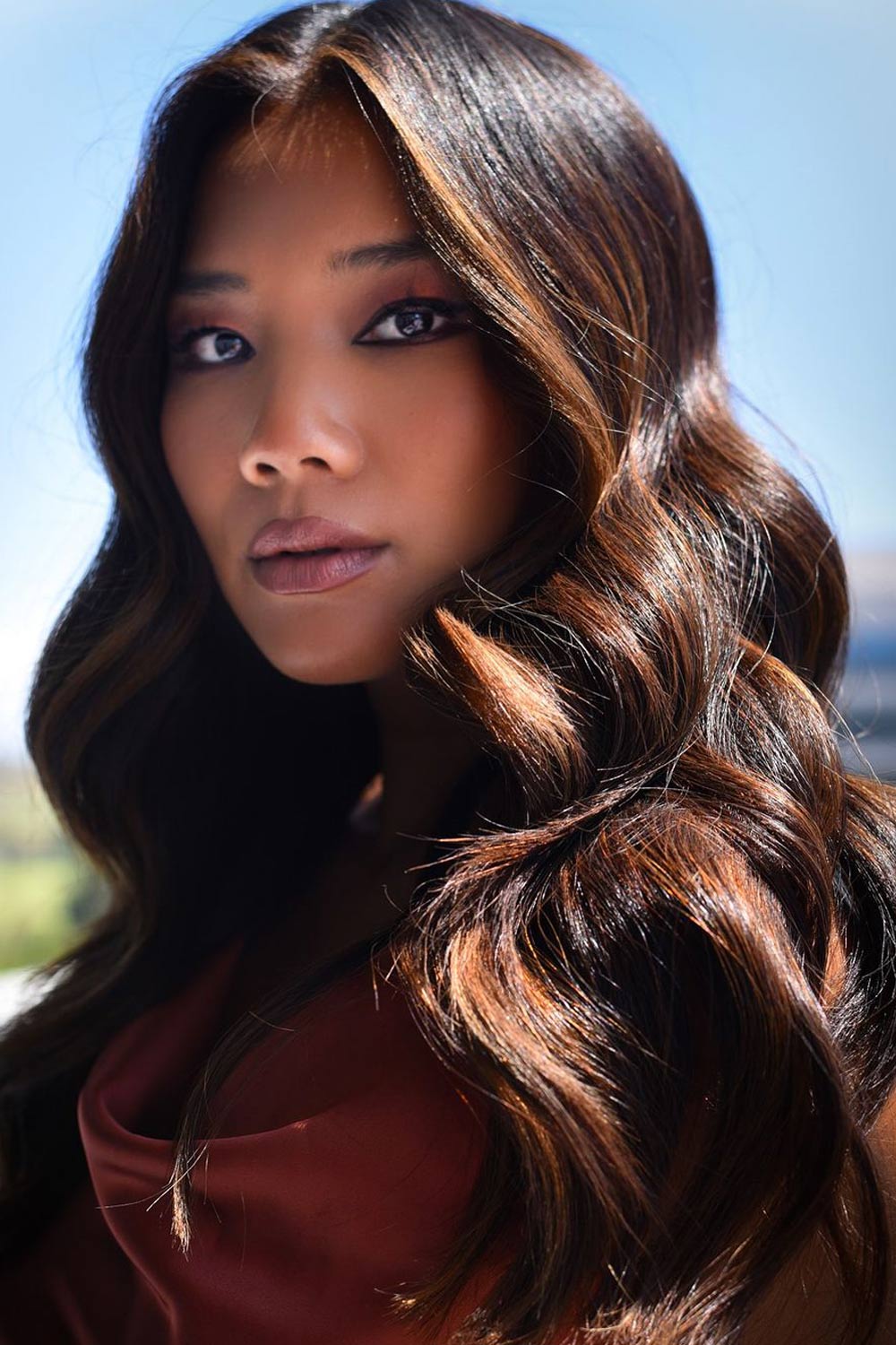Subtle chocolate cherry highlights with soft waves