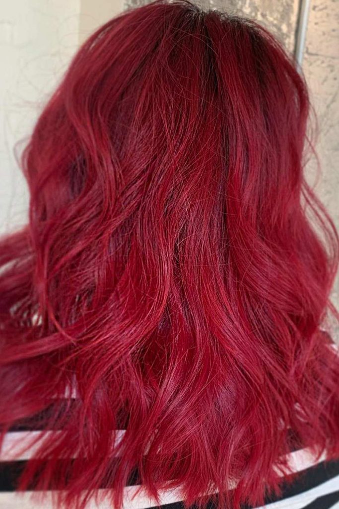 Vivid red waves with texture for brunettes