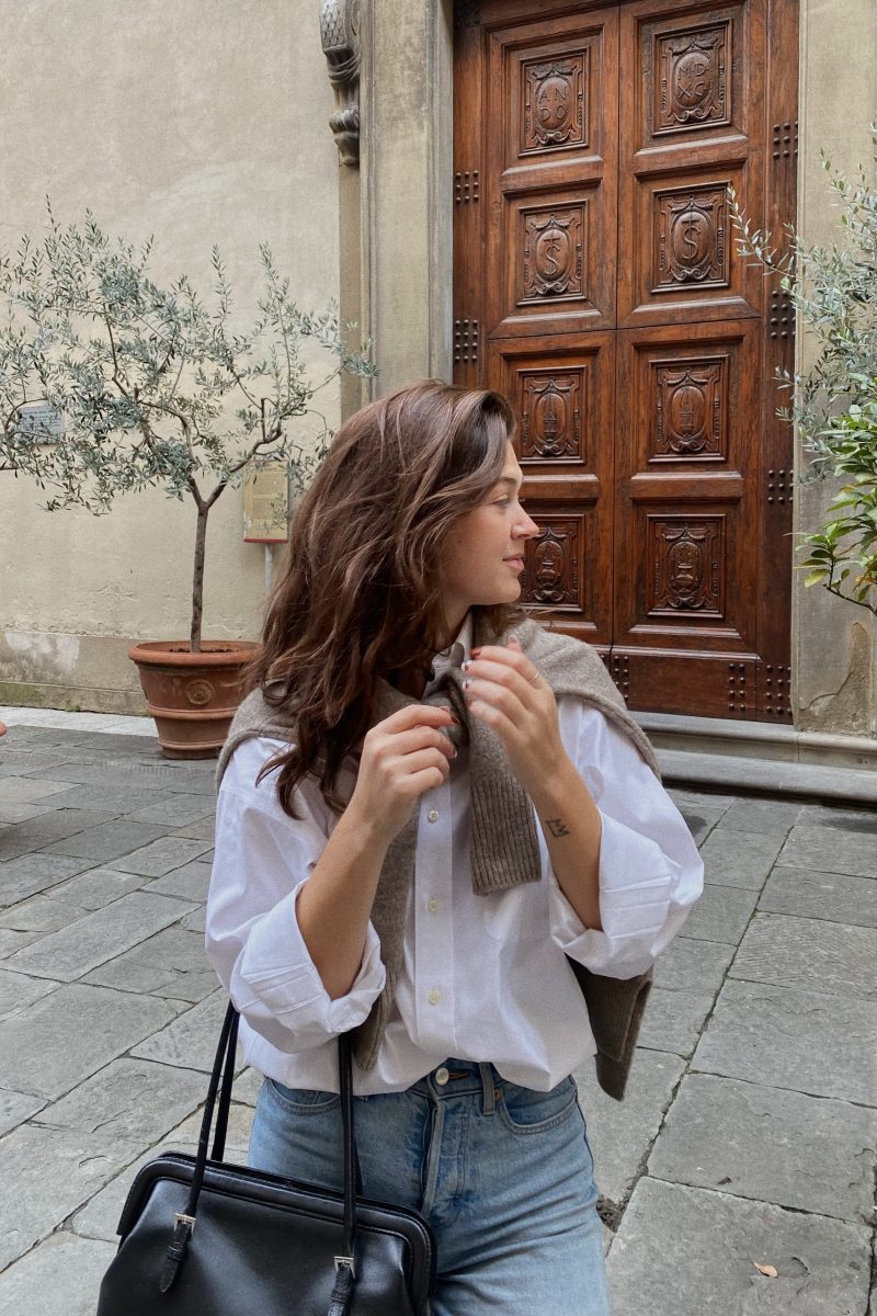 Relaxed brunette waves natural movement