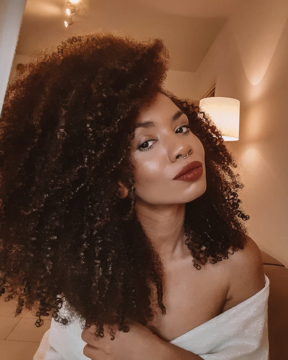 Natural curls with volume and texture