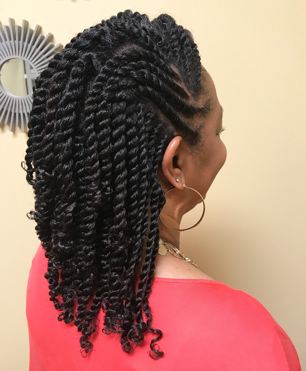 Twist-out with defined curls and volume