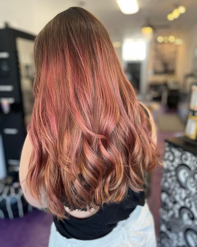 Vibrant rose gold blend with curls