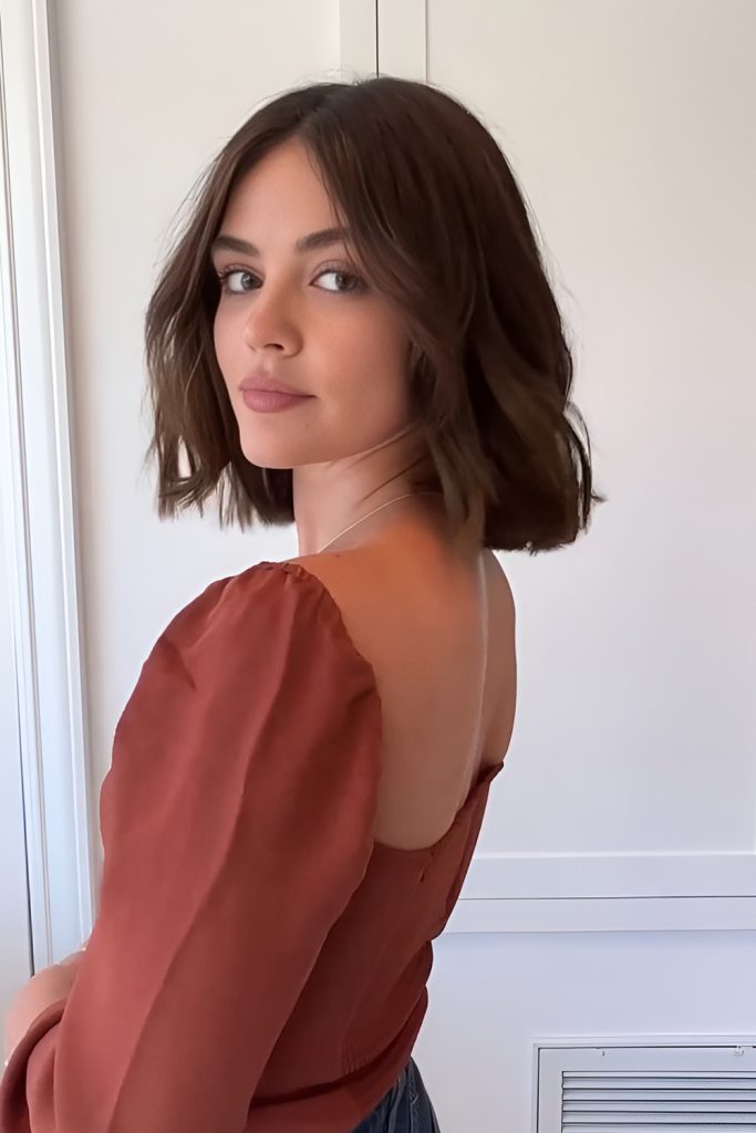 Chic bob with a classic touch, versatile spring hairstyle