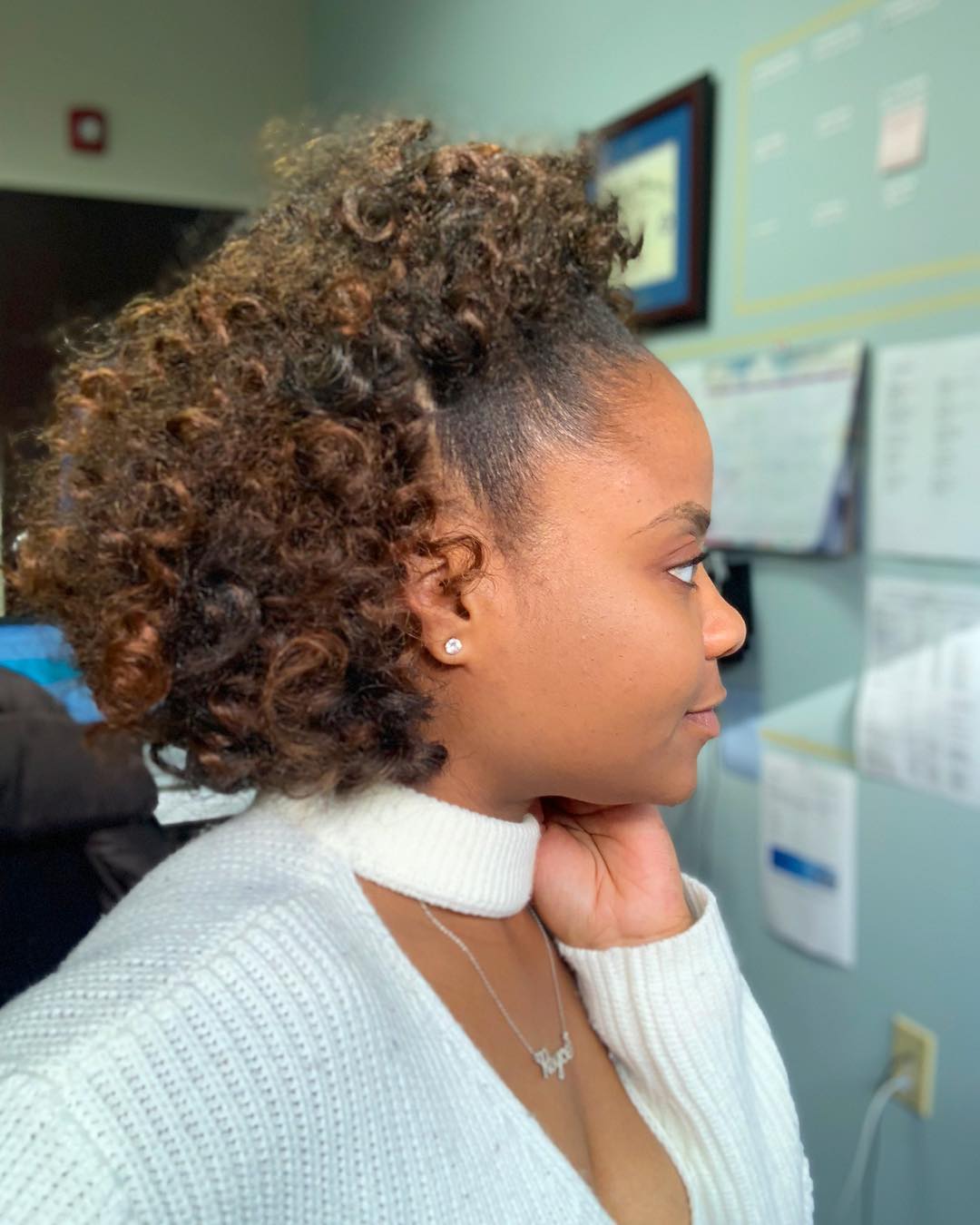 Voluminous twist-out with natural curls