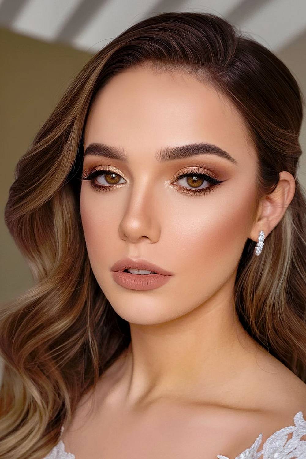 Soft bridal makeup, brown tones