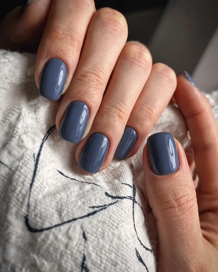 Glossy deep blue square nails, classic sophistication