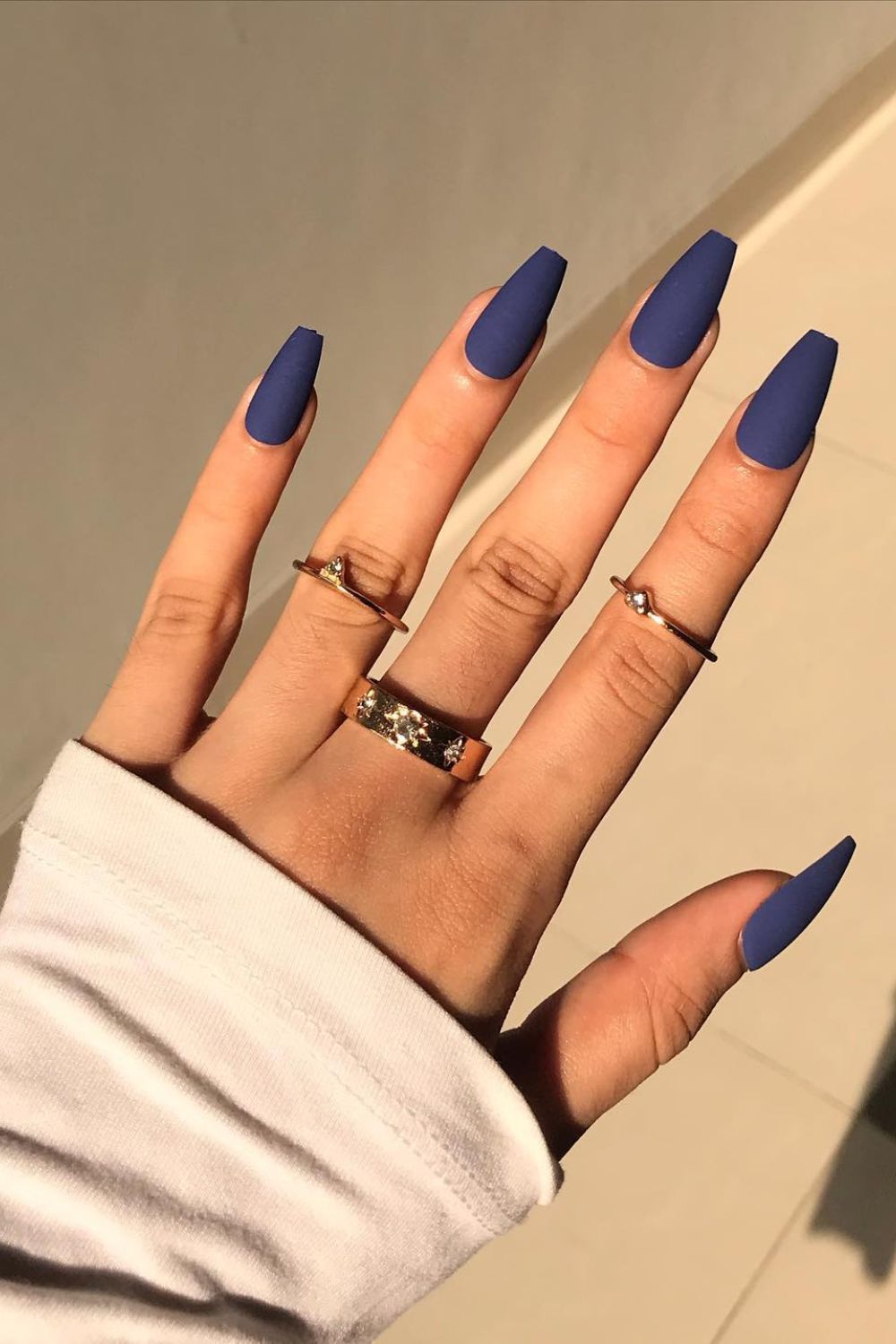 Matte cobalt blue coffin nails