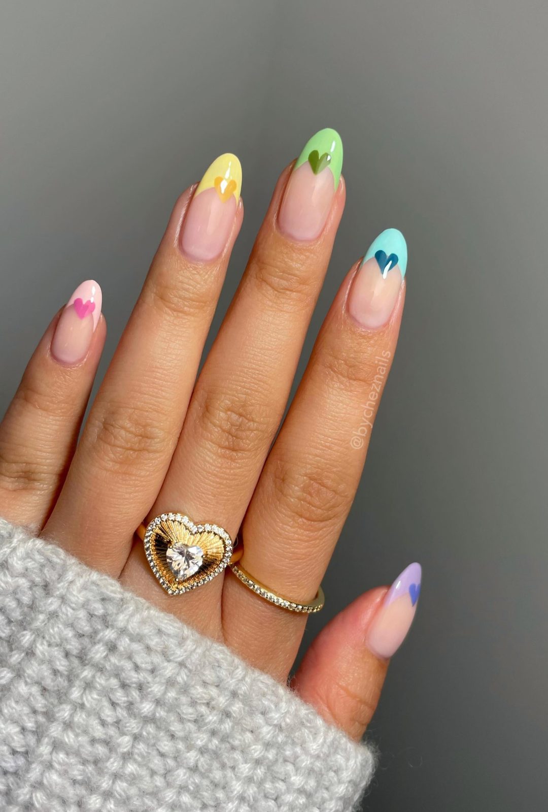 Rainbow heart tips, colorful and playful nail art