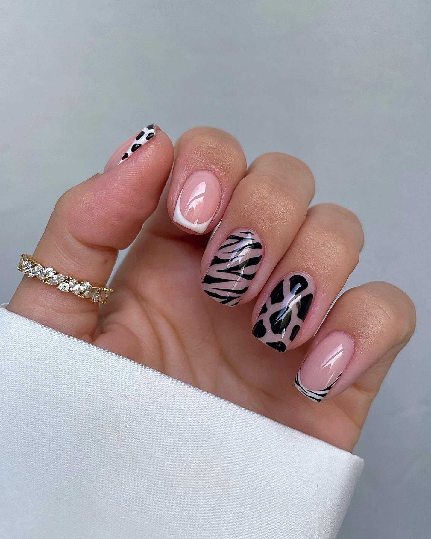 Monochrome zebra and leopard nails, creative manicure, Pinterest trend