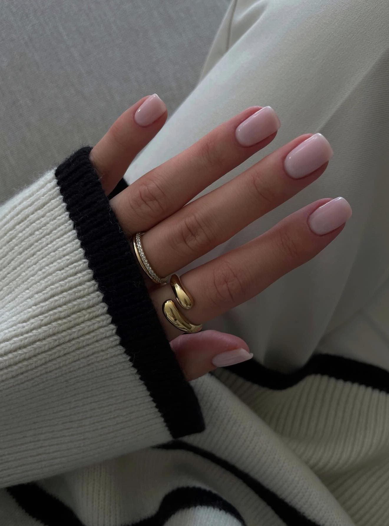 Elegant blush pink square nails, sophisticated simplicity.