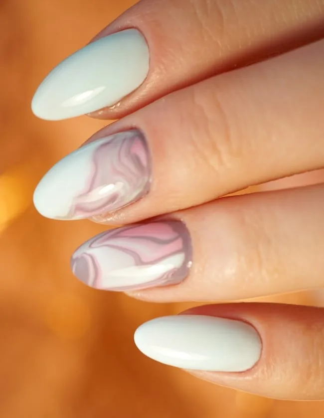 Marble and ombre combination nails, chic design