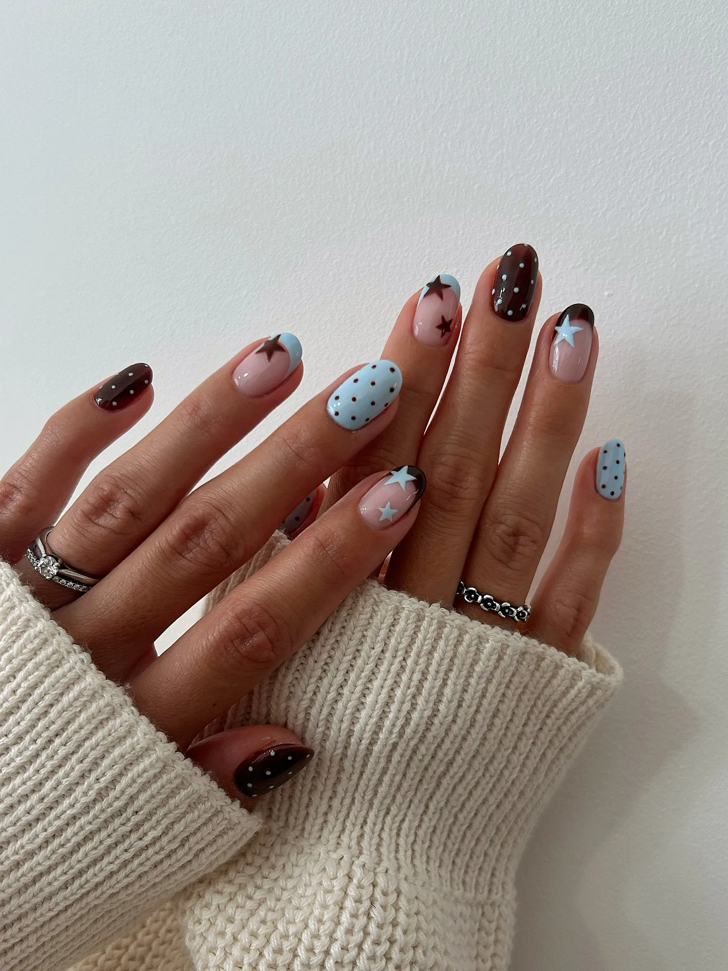 Dual-tone nails with stars and polka dots