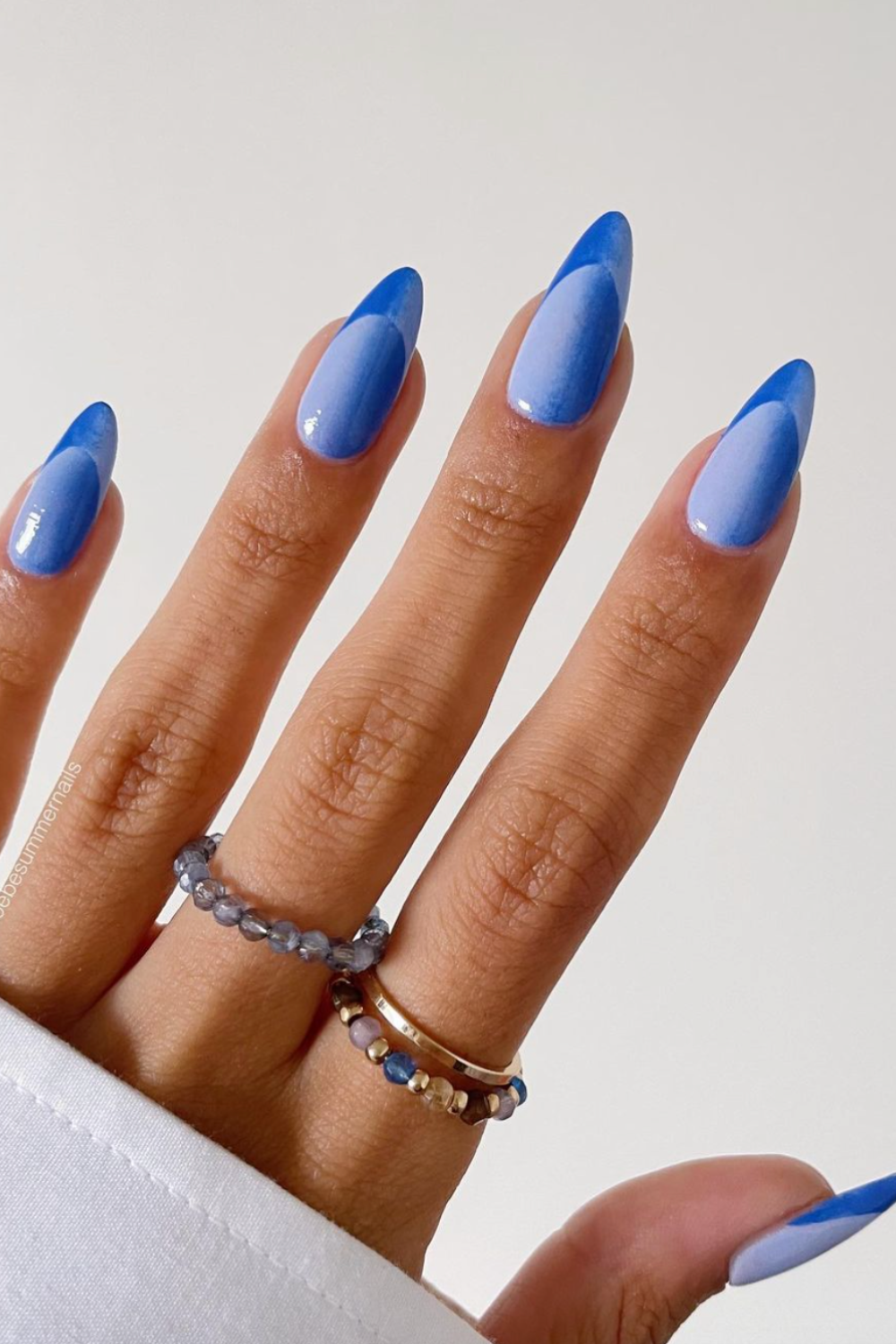 Blue ombré nails, vibrant and striking