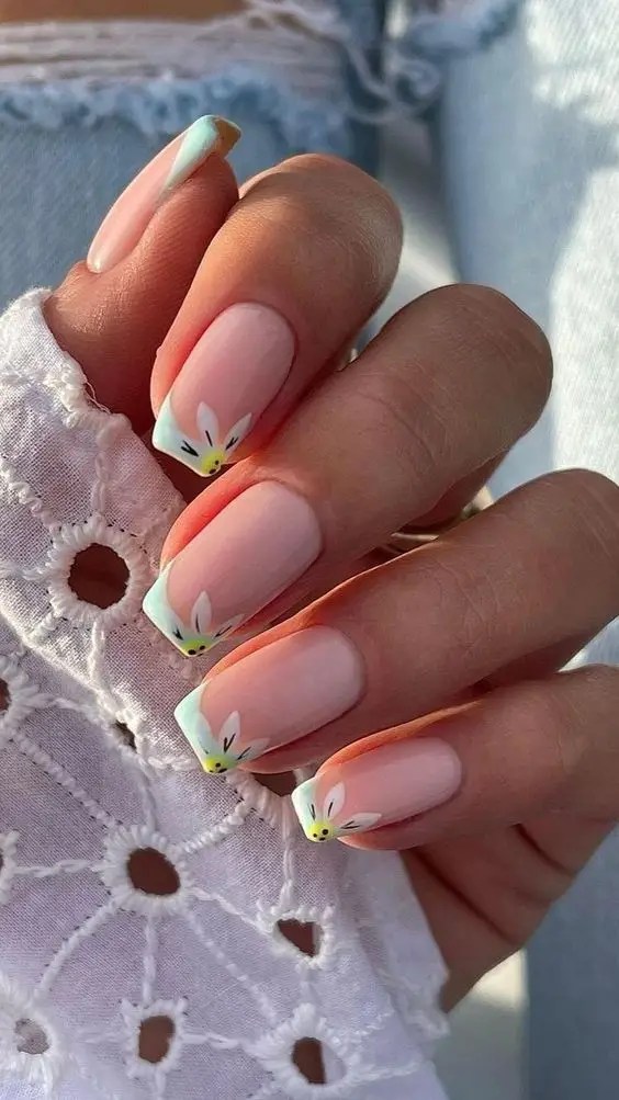 Pastel bunny French tips on short square nails
